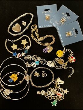 Charm bracelet bundle